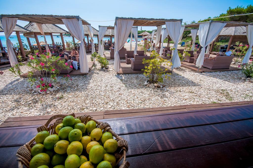 Hotel Lavanda Božava Kültér fotó