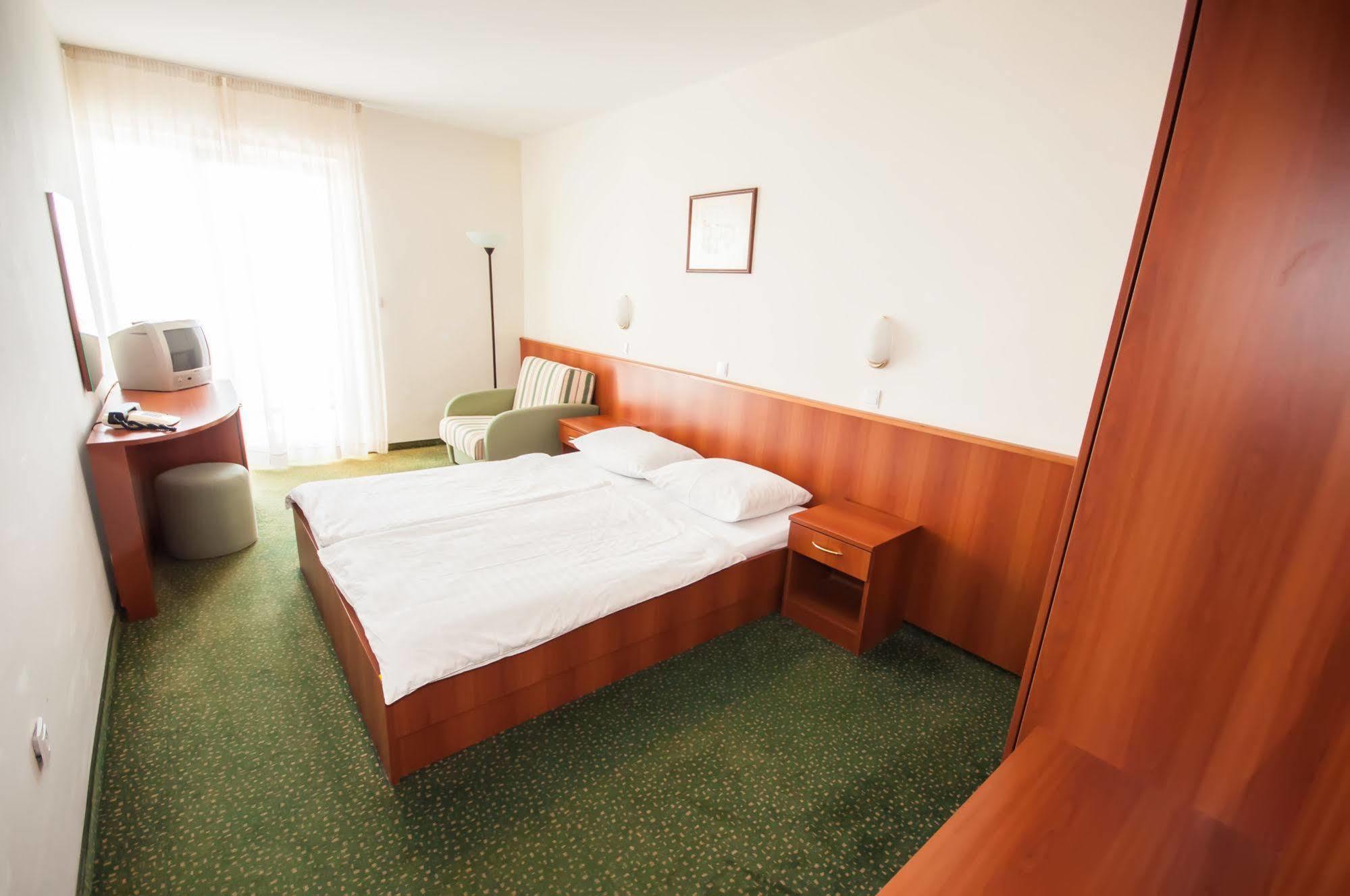 Hotel Lavanda Božava Kültér fotó