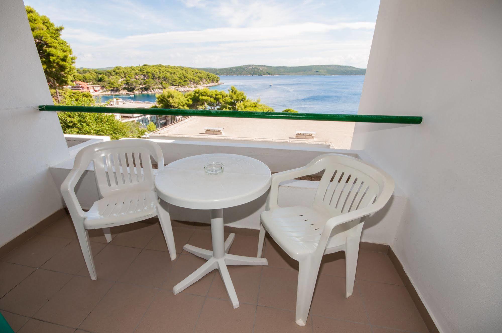 Hotel Lavanda Božava Kültér fotó