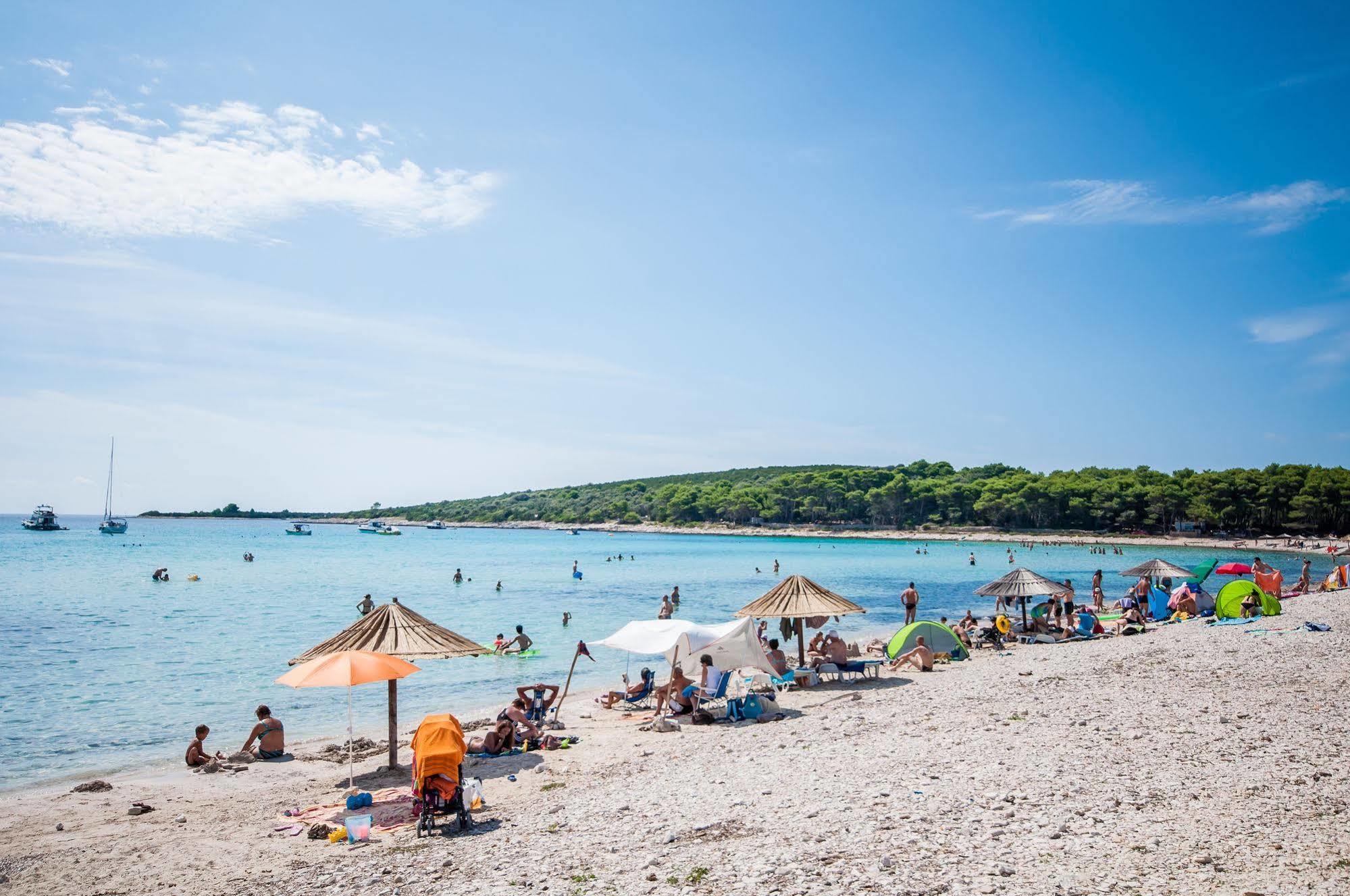 Hotel Lavanda Božava Kültér fotó