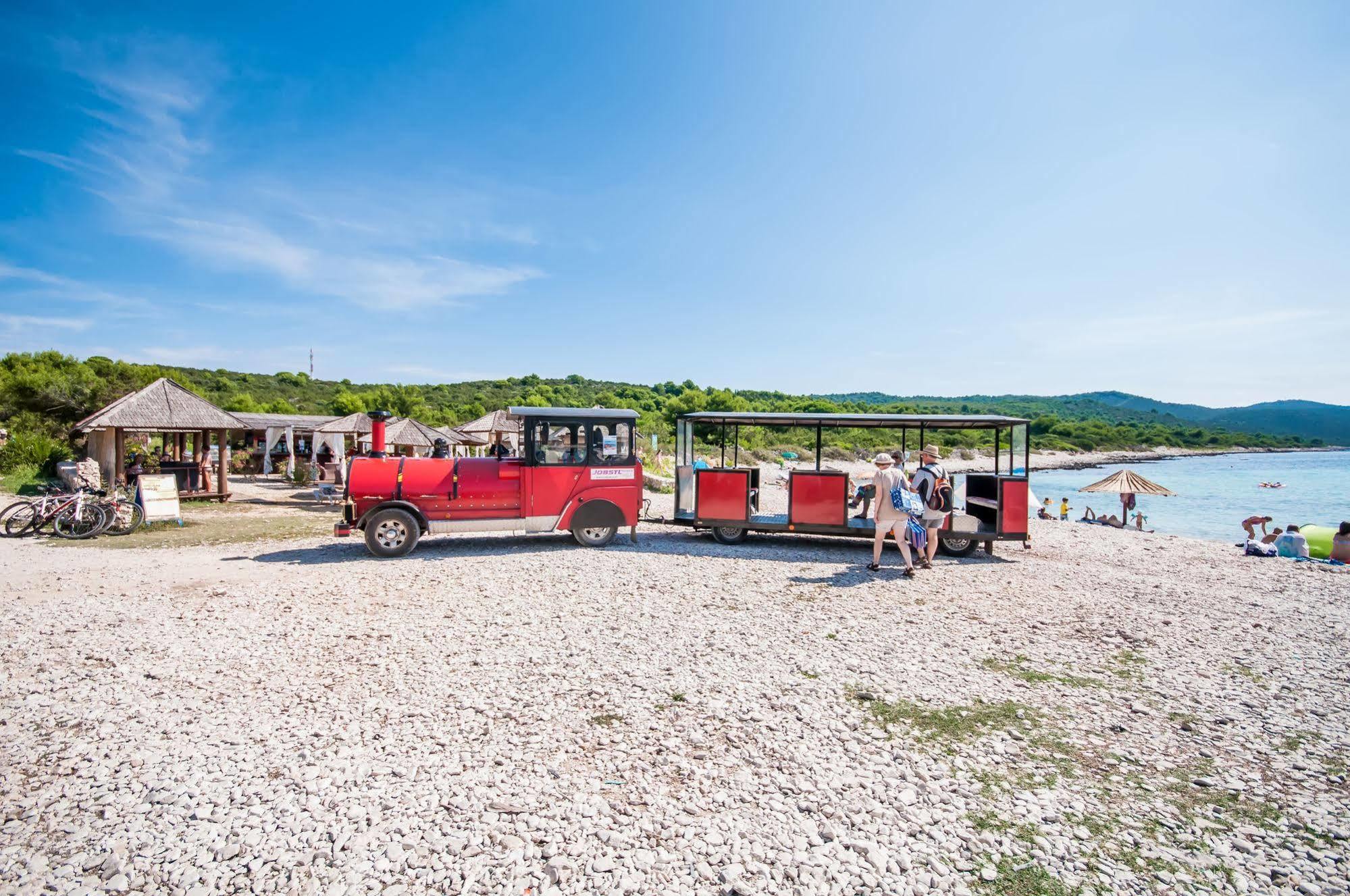 Hotel Lavanda Božava Kültér fotó